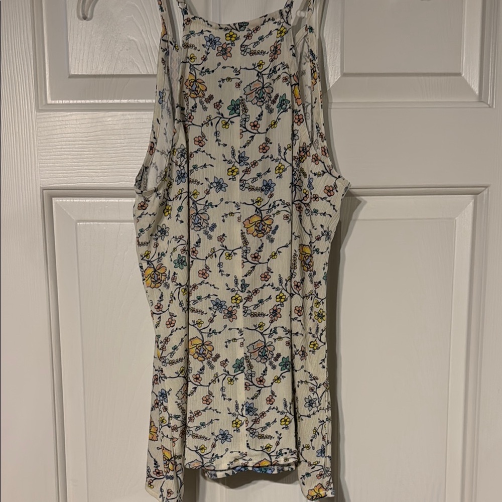 Blue and Gray Tie Front Sleeveless Tank Top - Picture 7 of 9